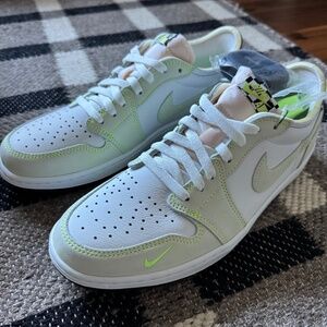 Jordan 1 Low (Paris)